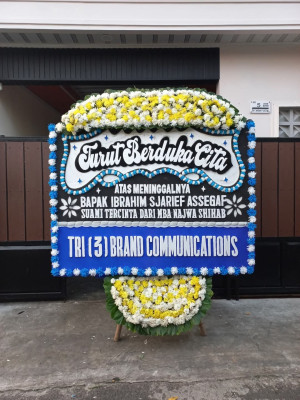 Papan Bunga Duka di Joyotakan